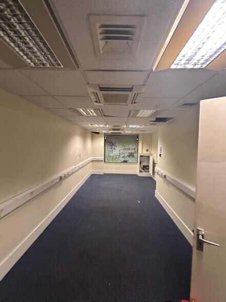 23-25 Brick Lane, Londres à louer - Photo de l’immeuble – Image 3 sur 5