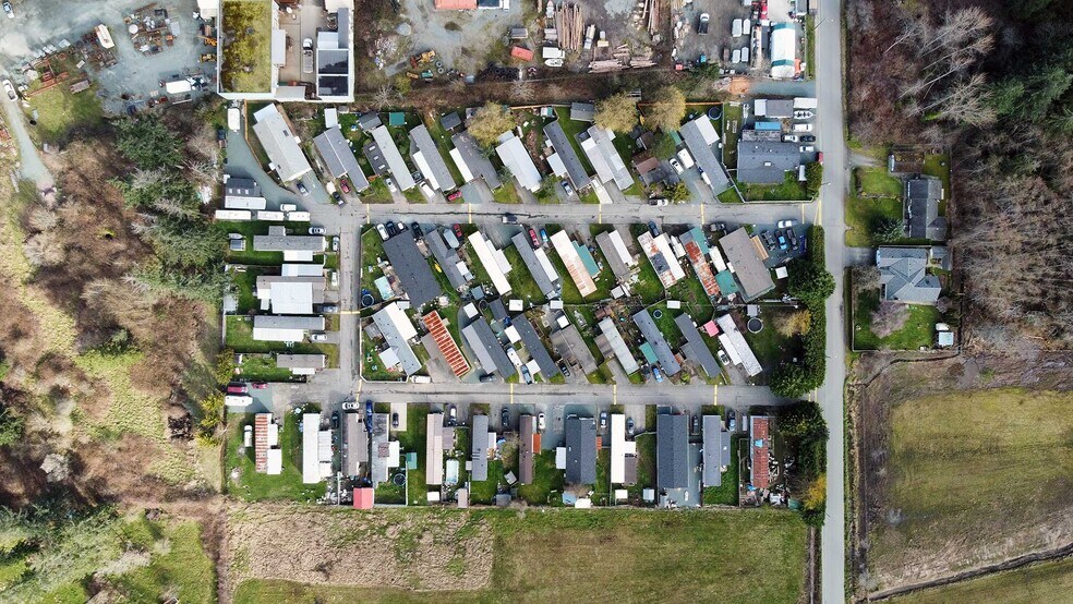 1745 Cecil St, Crofton, BC à vendre - Photo de l’immeuble – Image 2 sur 16