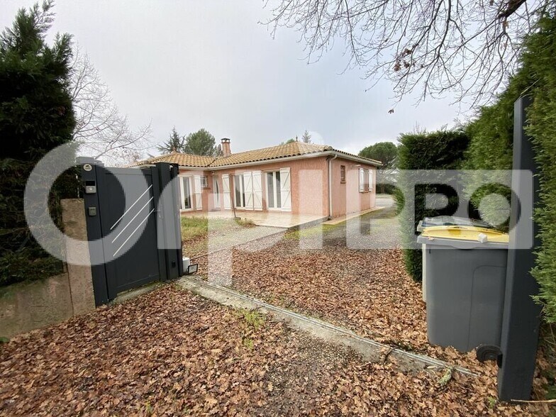 Bureau dans Montauban à vendre - Photo de l’immeuble – Image 2 sur 7