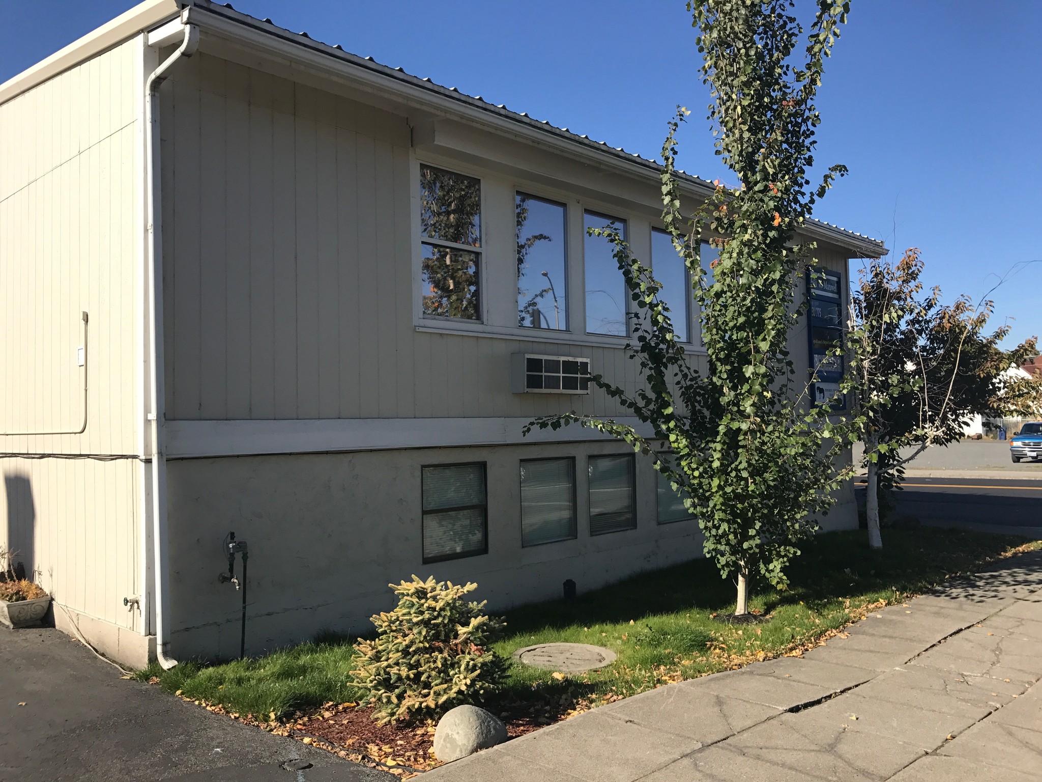 601 W Maxwell Ave, Spokane, WA à louer Photo de l’immeuble– Image 1 sur 4