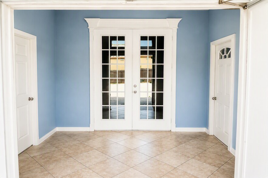 25210 Richards Rd, Spring, TX à louer - Photo de l’immeuble – Image 3 sur 9