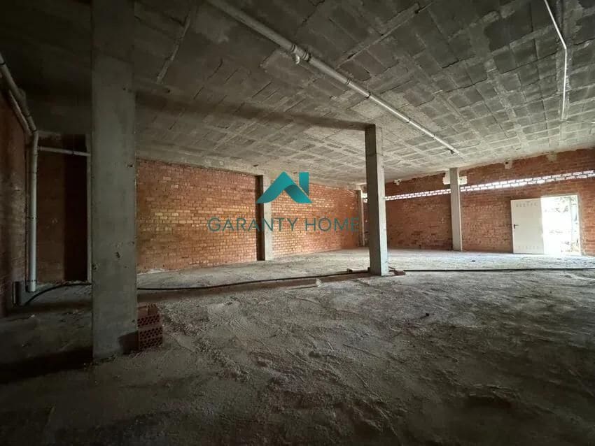 Local commercial dans Granada, Granada à louer Photo intérieure– Image 1 sur 5