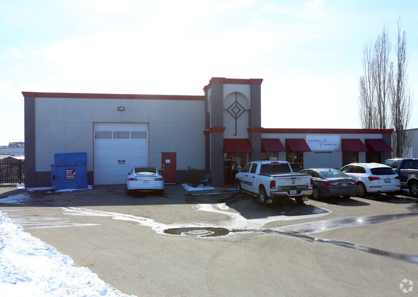 370 Carleton Dr, St. Albert, AB à louer - Photo de l’immeuble – Image 2 sur 3