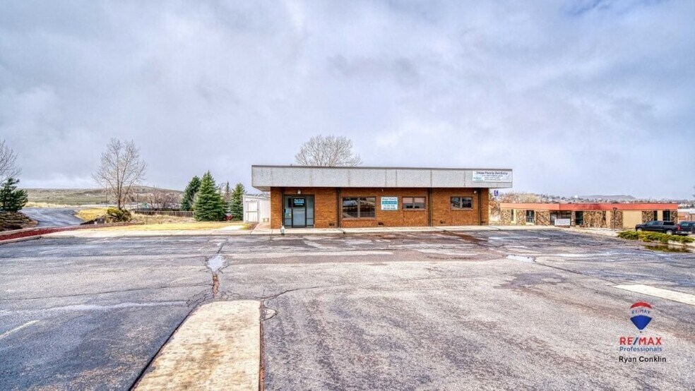1313 W 4th St, Gillette, WY à vendre - Photo de l’immeuble – Image 2 sur 39