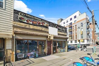 Plus de détails pour 76 Bushwick Ave, Brooklyn, NY - Local commercial à louer
