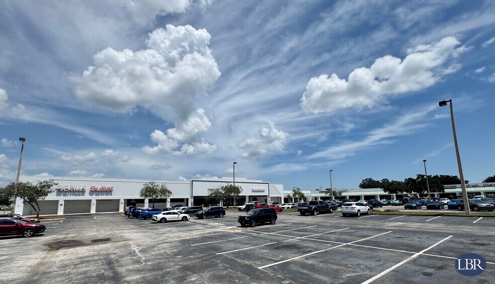 188-282 Barton Blvd, Rockledge, FL à louer - Photo de l’immeuble – Image 3 sur 17