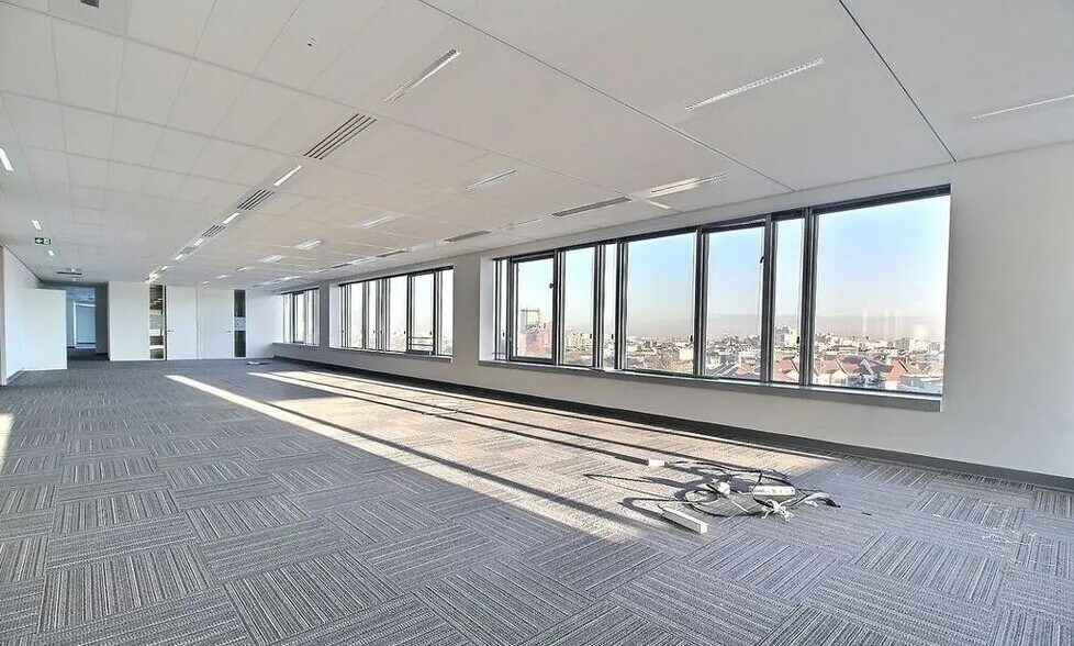 8 Boulevard D'Indochine, Paris à louer - Photo de l’immeuble – Image 3 sur 9
