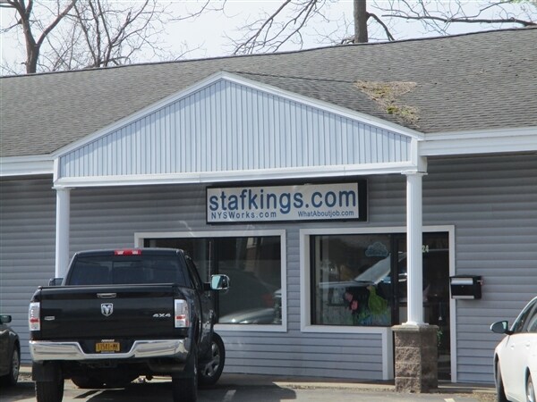 220-228 S Fulton St, Ithaca, NY à louer - Photo de l’immeuble – Image 3 sur 11