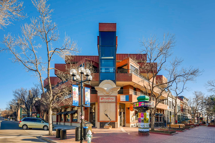 1401 Pearl St, Boulder, CO à louer - Photo de l’immeuble – Image 3 sur 11