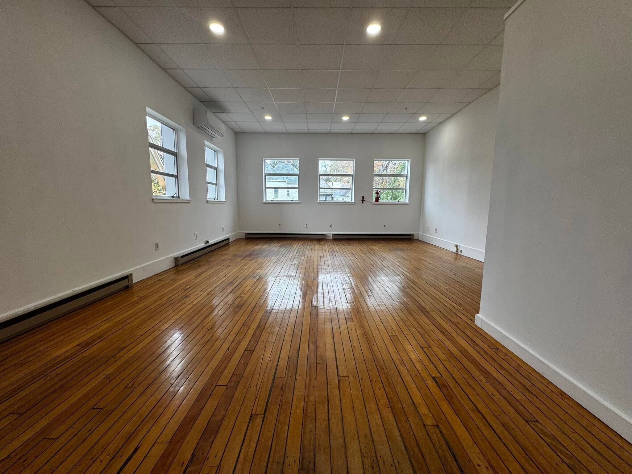113 N Lancey St, Pittsfield, ME à louer Photo intérieure– Image 1 sur 8