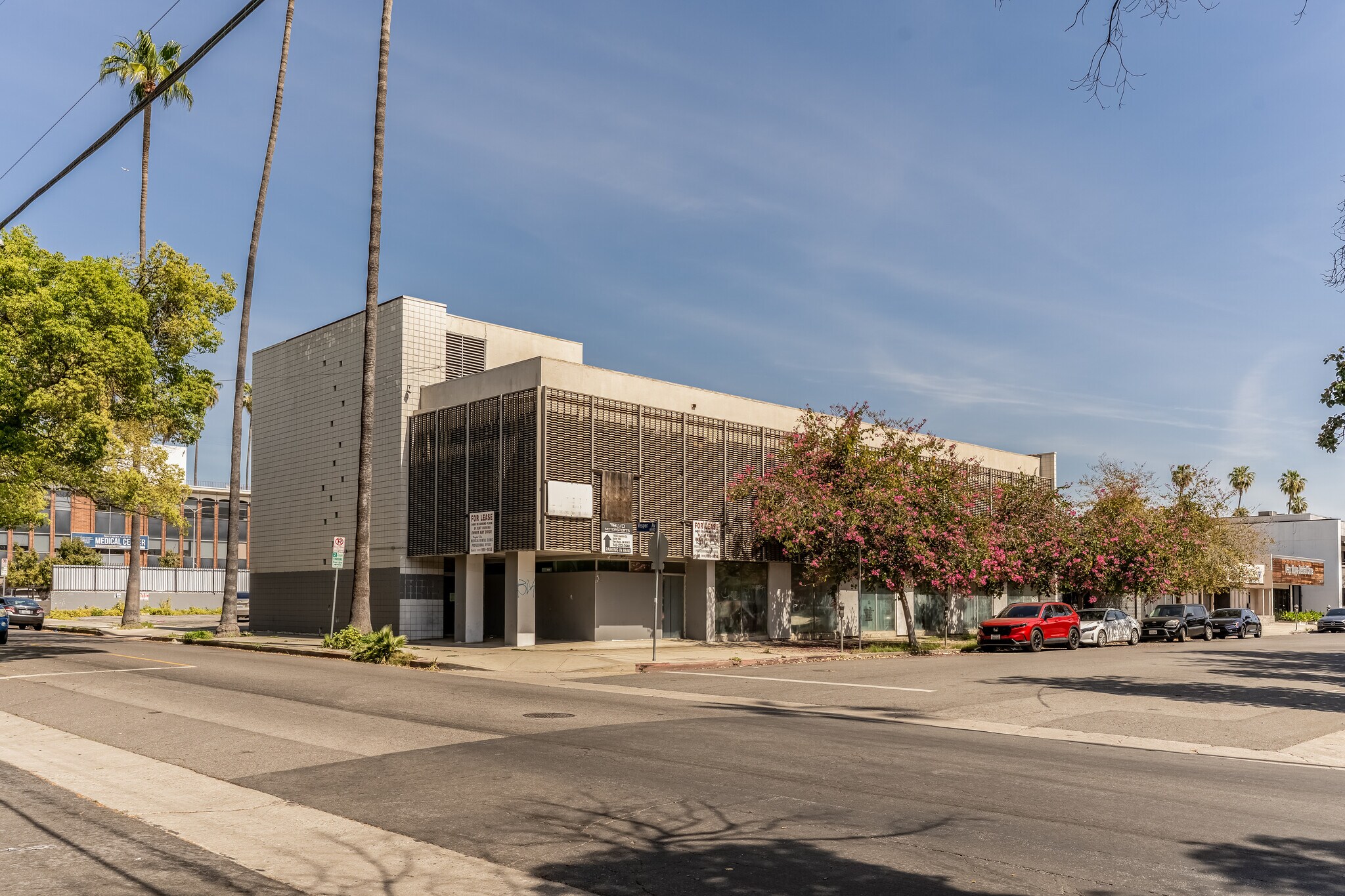 14551-14555 Hamlin St, Van Nuys, CA à vendre Photo principale– Image 1 sur 11