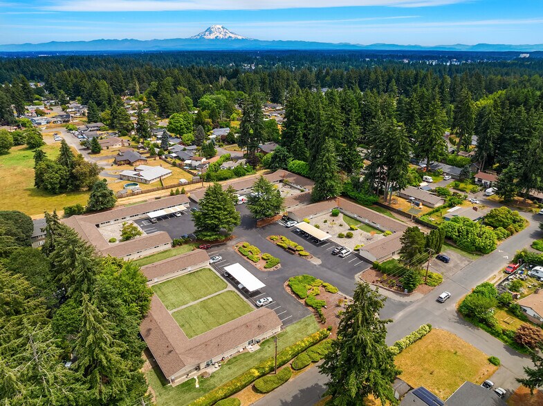 10701 109th St SW, Tacoma, WA à vendre - Photo de l’immeuble – Image 1 sur 9