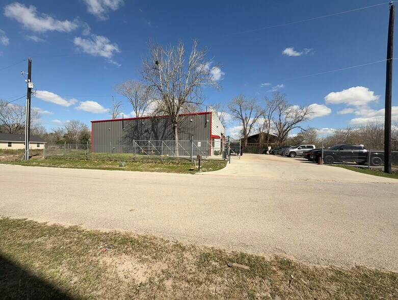 14111 Elmfield St, Houston, TX à vendre - Photo de l’immeuble – Image 2 sur 12