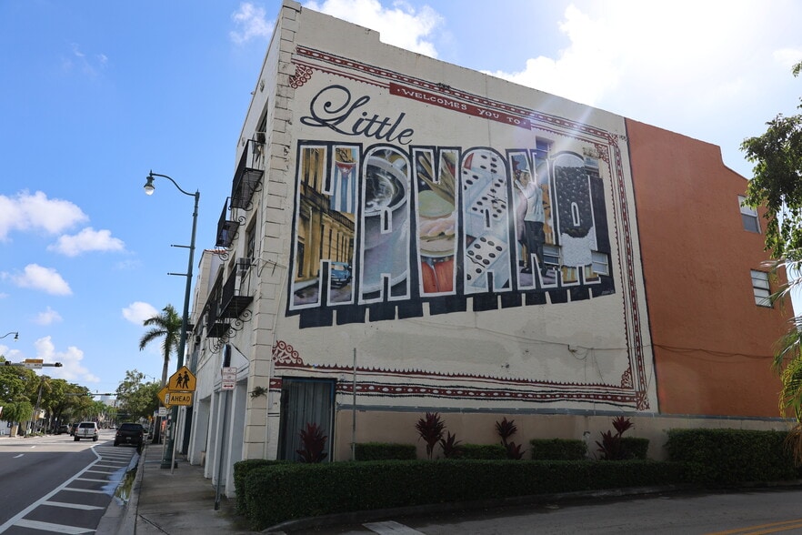 2606-2614 SW 8th St, Miami, FL à louer - Photo principale – Image 1 sur 24