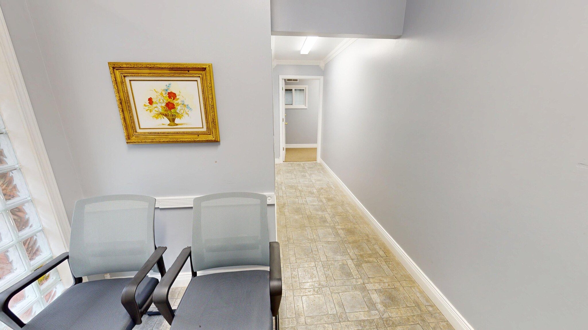 1641 S Milford Rd, Highland Township, MI à louer Photo intérieure– Image 1 sur 4