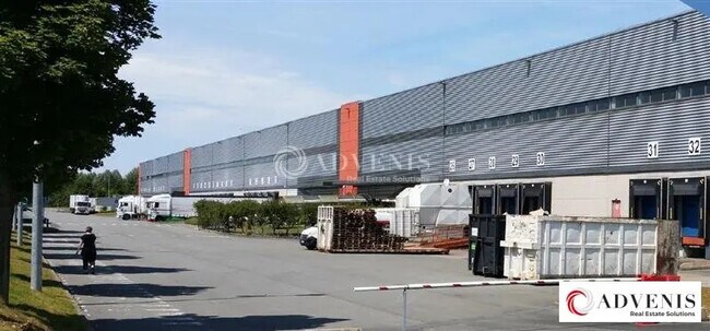 Plus de détails pour Industriel/Logistique à louer