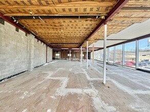 115 E Main St, Smithtown, NY à louer Photo de l’immeuble– Image 1 sur 8