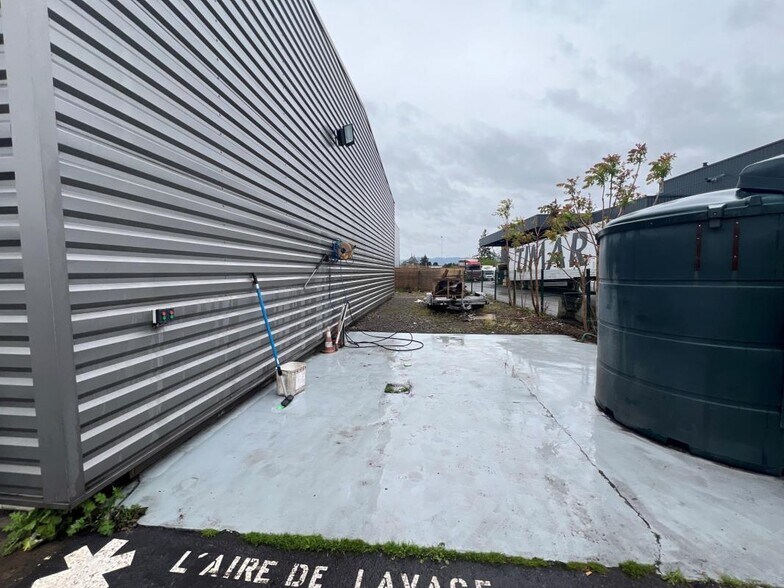 Local d’activités dans Arnas à louer - Photo de l’immeuble – Image 2 sur 6