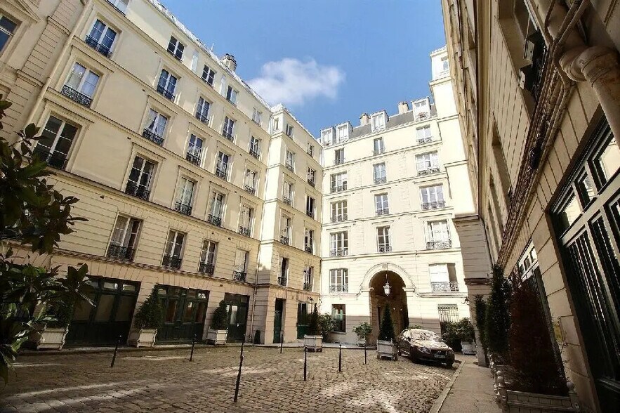 Bureau dans Paris à vendre - Photo de l’immeuble – Image 1 sur 10