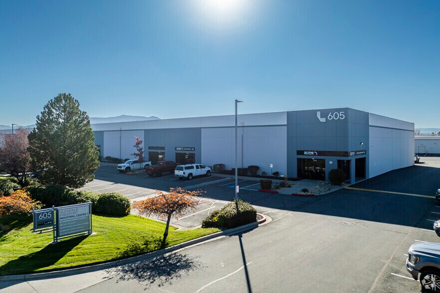 605 Glendale Ave, Sparks, NV à louer - Photo de l’immeuble – Image 2 sur 5