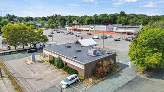 Plus de détails pour 800 S Franklin St, Holbrook, MA - Local commercial à louer