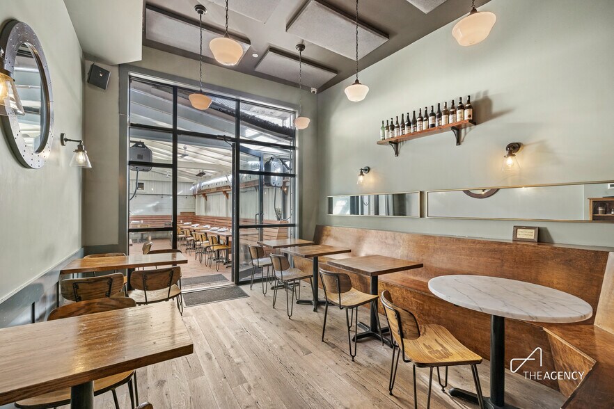 333 Tompkins Ave, Brooklyn, NY à louer - Photo de l’immeuble – Image 3 sur 10