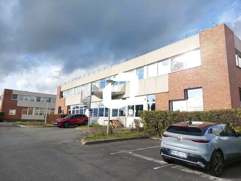 Bureau dans Bièvres à louer - Photo de l’immeuble – Image 3 sur 10