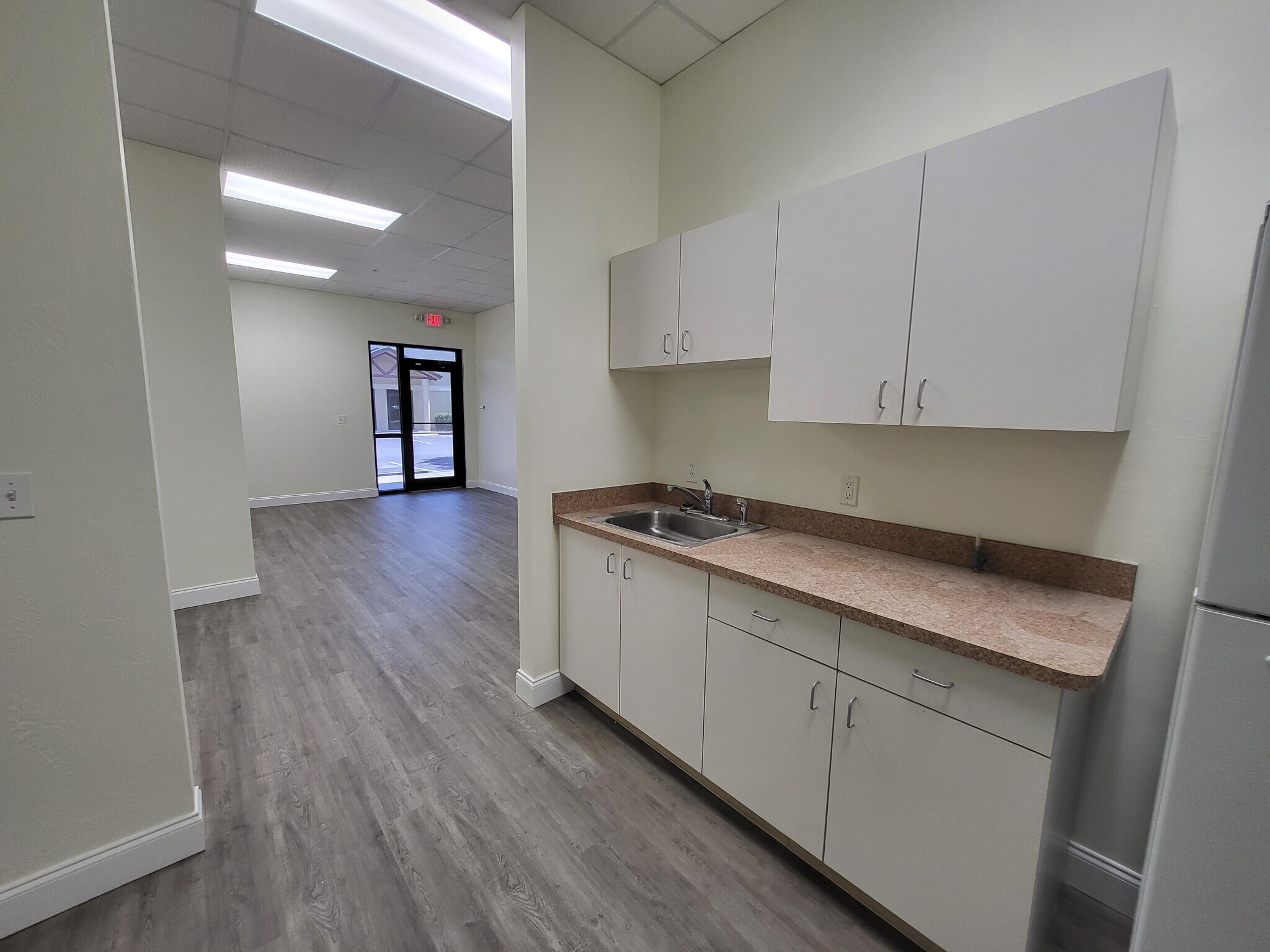 10970 S Cleveland Ave, Fort Myers, FL à vendre Photo de l’immeuble– Image 1 sur 13
