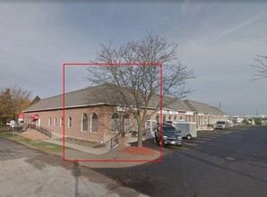 1001 N Main St, Nappanee, IN à louer Photo de l’immeuble– Image 1 sur 1