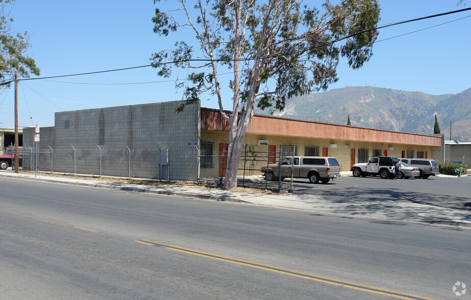 1204-1216 E Santa Paula St, Santa Paula, CA à vendre - Photo principale – Image 2 sur 3