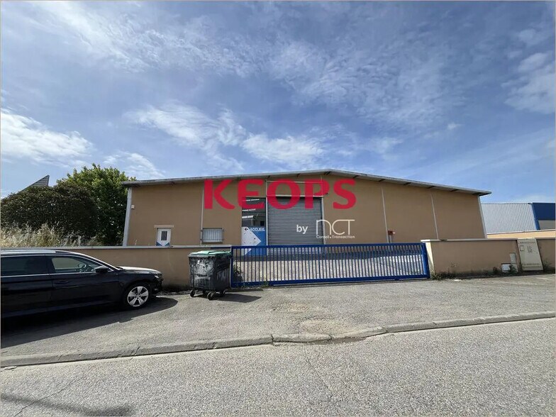 Local d’activités dans Colomiers à louer - Photo de l’immeuble – Image 1 sur 2