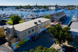 222 Severn Ave, Annapolis, MD à louer Photo intérieure– Image 2 sur 4