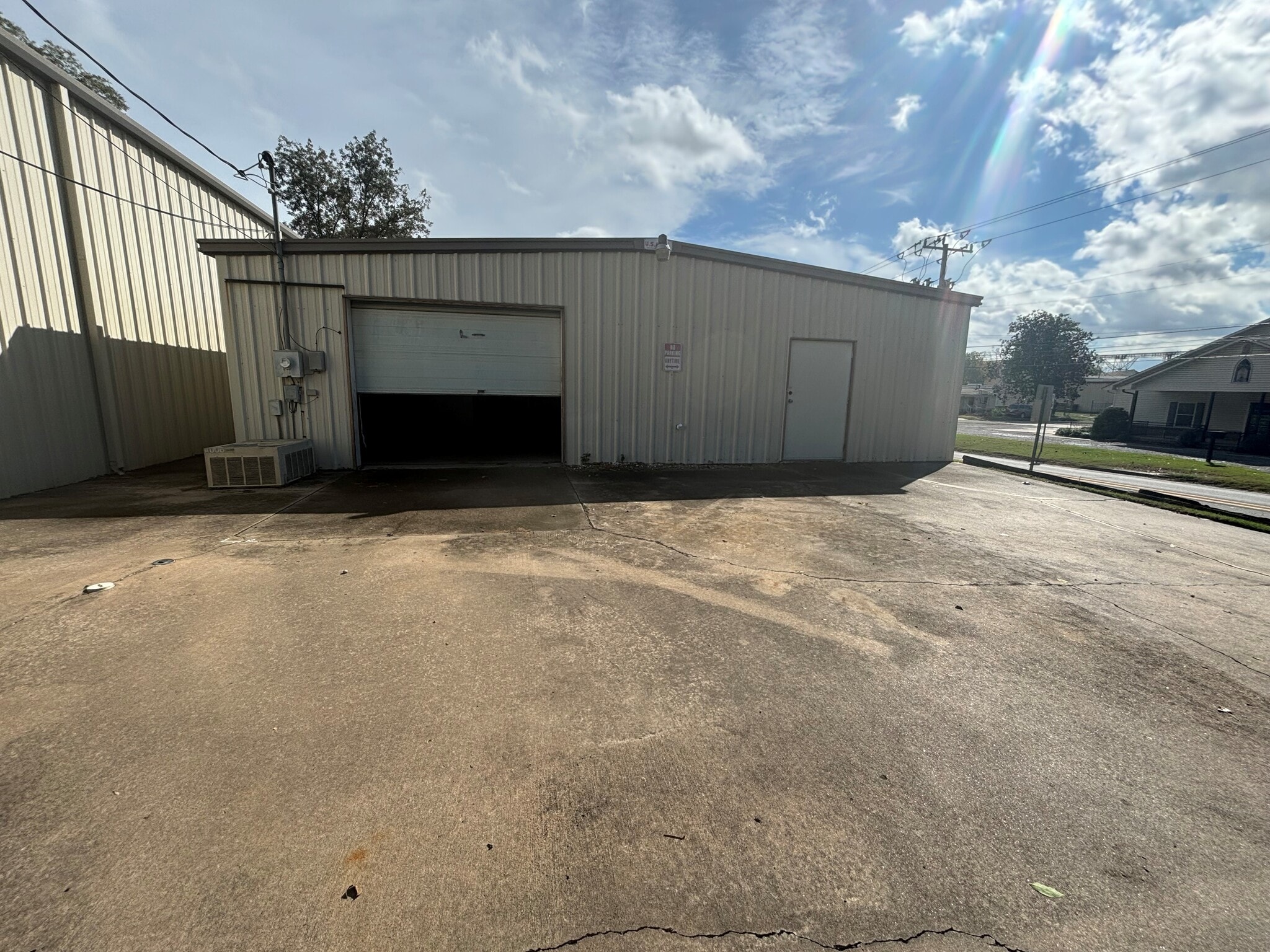 403 Vine St, Van Buren, AR à louer Photo intérieure– Image 1 sur 4