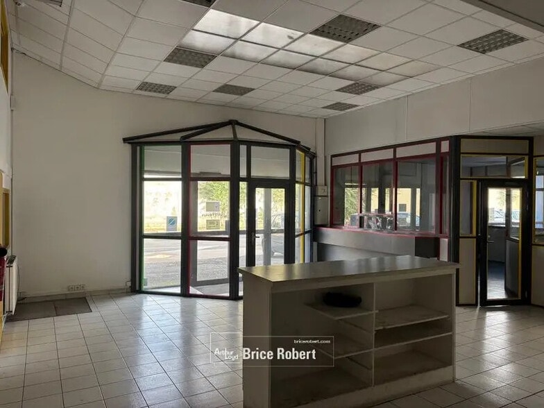 Local d’activités dans Lyon à louer - Photo intérieure – Image 3 sur 6