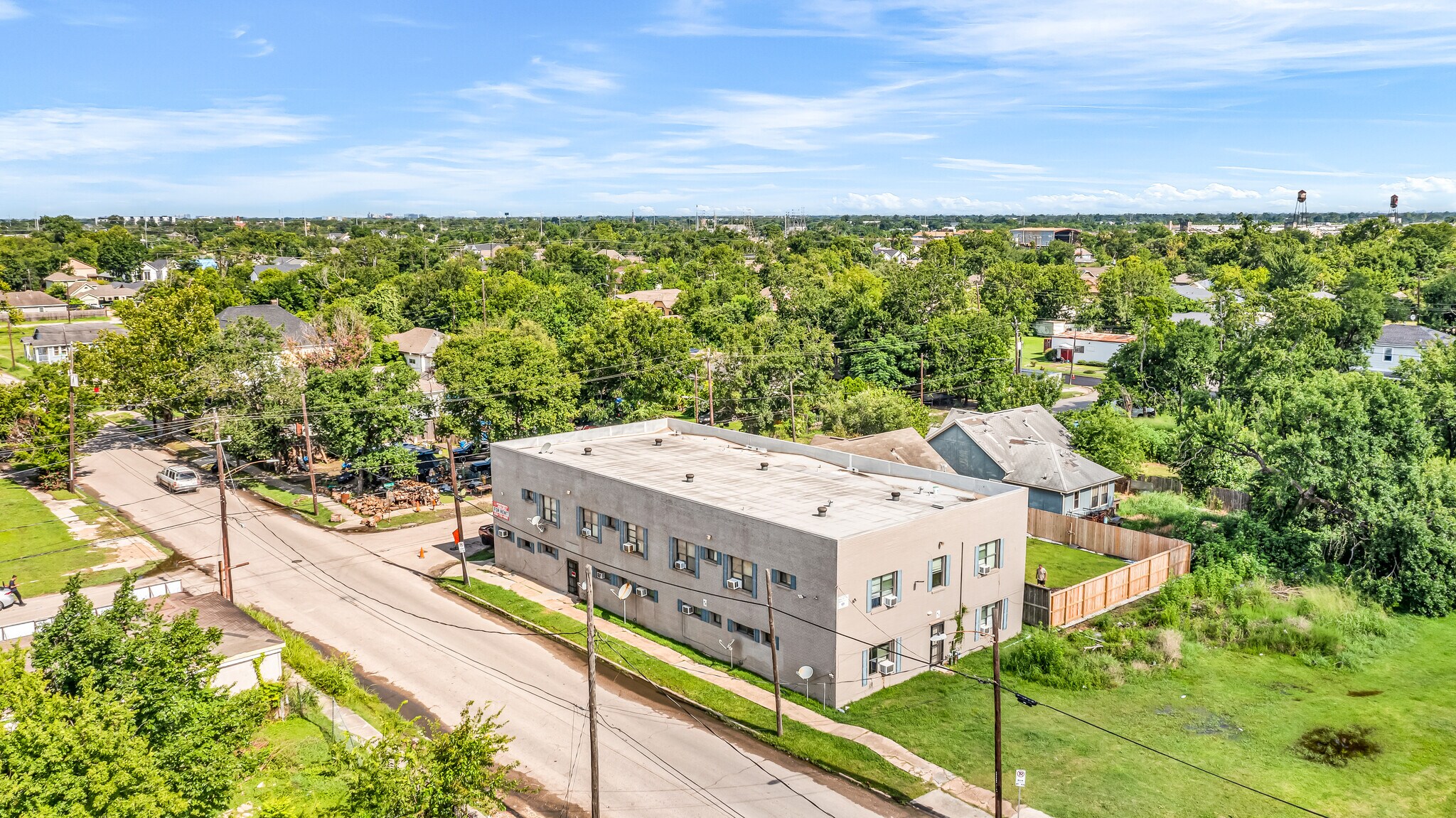 2705 Lorraine St, Houston, TX à vendre Photo de l’immeuble– Image 1 sur 7