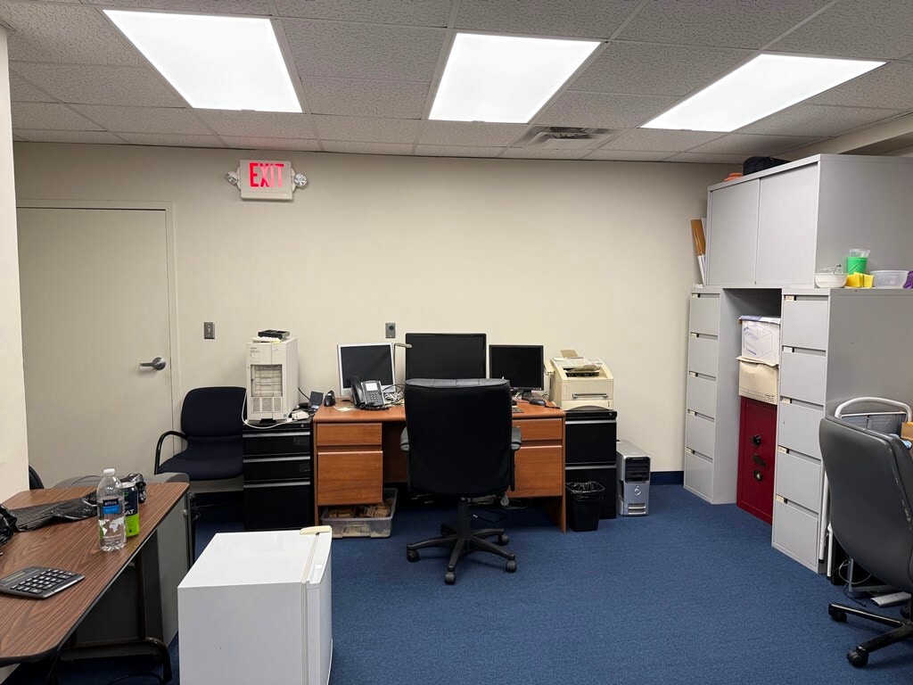 950 Skokie Blvd, Northbrook, IL à louer Photo intérieure– Image 1 sur 3