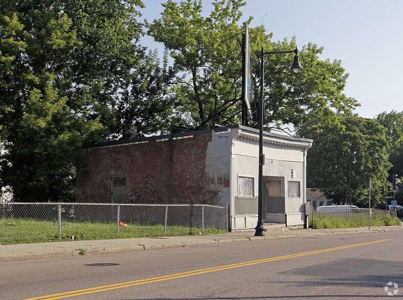 141 Norfolk St, Boston, MA à vendre - Photo principale – Image 1 sur 2