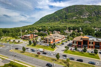 466-470 Boul Sir-Wilfrid-Laurier, Mont-St-Hilaire, QC - VUE AÉRIENNE  vue de carte