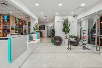 100 Rue La Fayette, Paris à louer Photo de l’immeuble– Image 2 sur 9