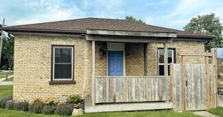 Plus de détails pour 29 Caradoc Rd, Strathroy, ON - Bureau/Local commercial à louer