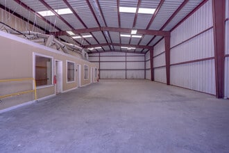 914 Oak Glen Dr, Houston, TX à louer Photo de l’immeuble– Image 1 sur 23