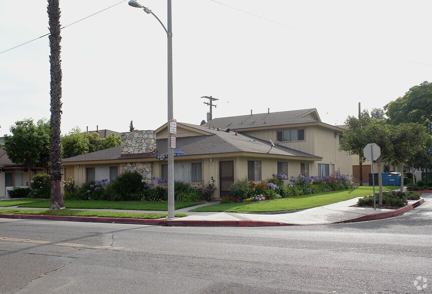 1630 S 9th St, Anaheim, CA à vendre - Photo principale – Image 1 sur 2