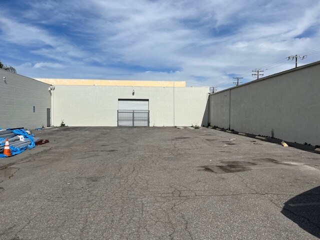 2402 Seaman Ave, South El Monte, CA à vendre - Photo de l’immeuble – Image 3 sur 8
