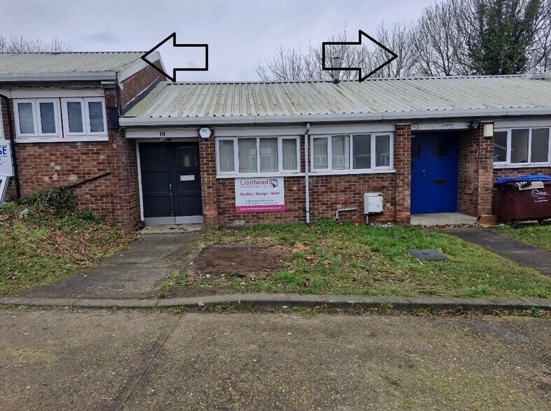 2-14 Brownfields, Welwyn Garden City à louer - Photo de l’immeuble – Image 2 sur 6