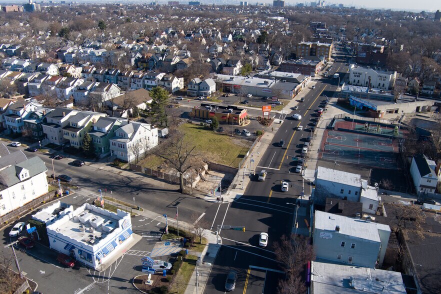 935-945 S Orange Ave, East Orange, NJ à louer - Photo de l’immeuble – Image 3 sur 4