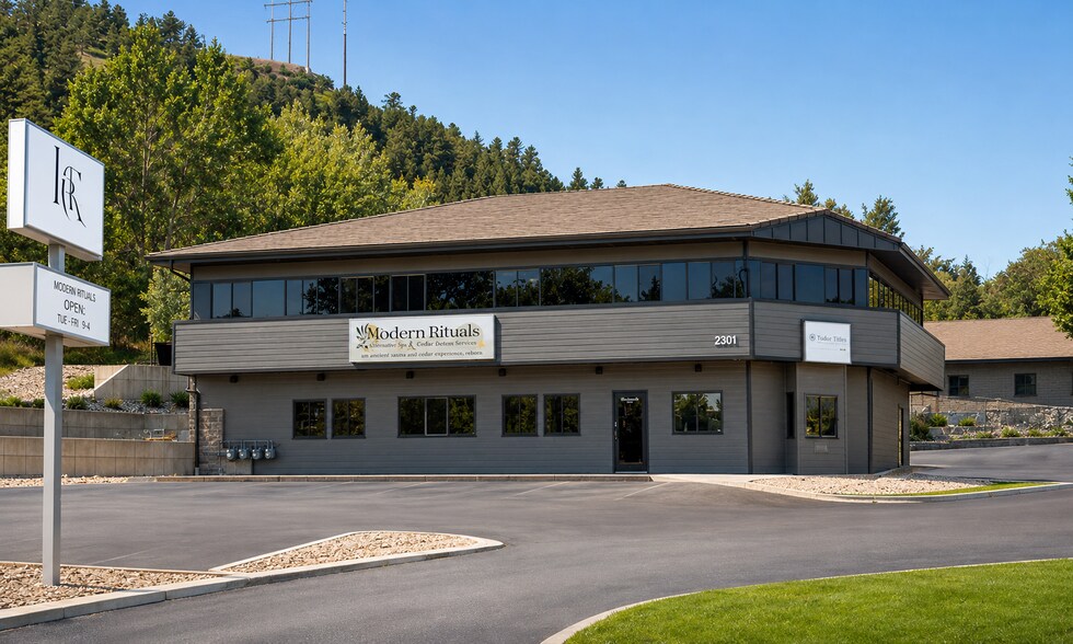 2201 Jackson Blvd, Rapid City, SD à louer - Photo de l’immeuble – Image 1 sur 17