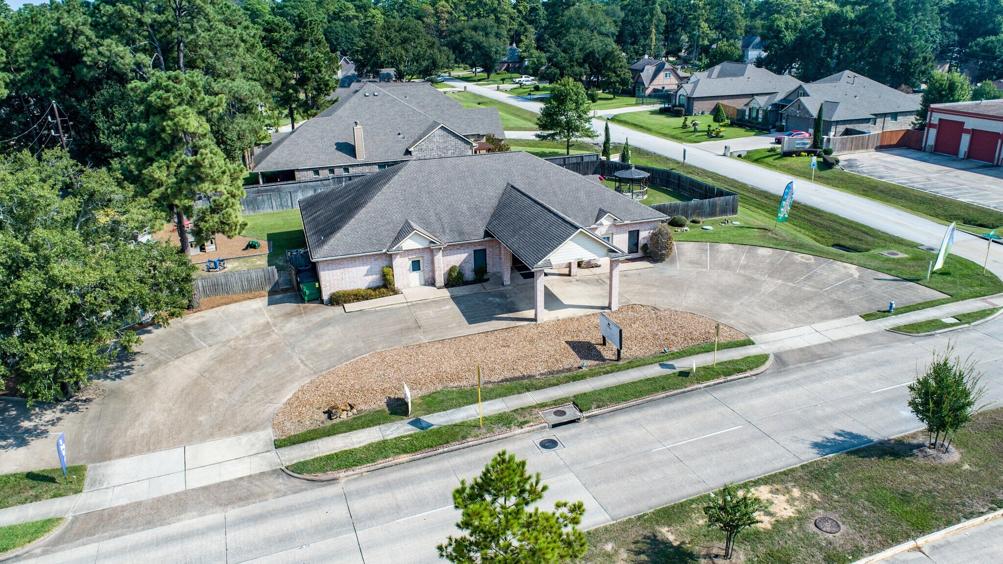 11950 Louetta Rd, Houston, TX à vendre Photo de l’immeuble– Image 1 sur 8