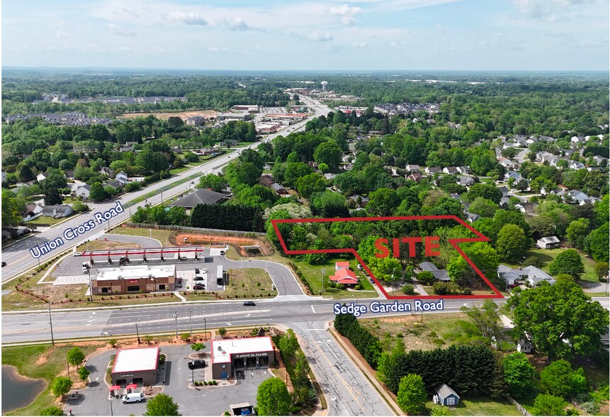 1014 Sedge Garden Rd, Kernersville, NC à vendre - Photo de l’immeuble – Image 2 sur 4