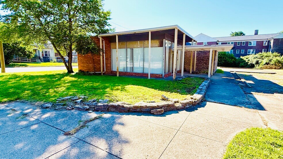 3770 Reading Rd, Cincinnati, OH à vendre - Photo de l’immeuble – Image 1 sur 20