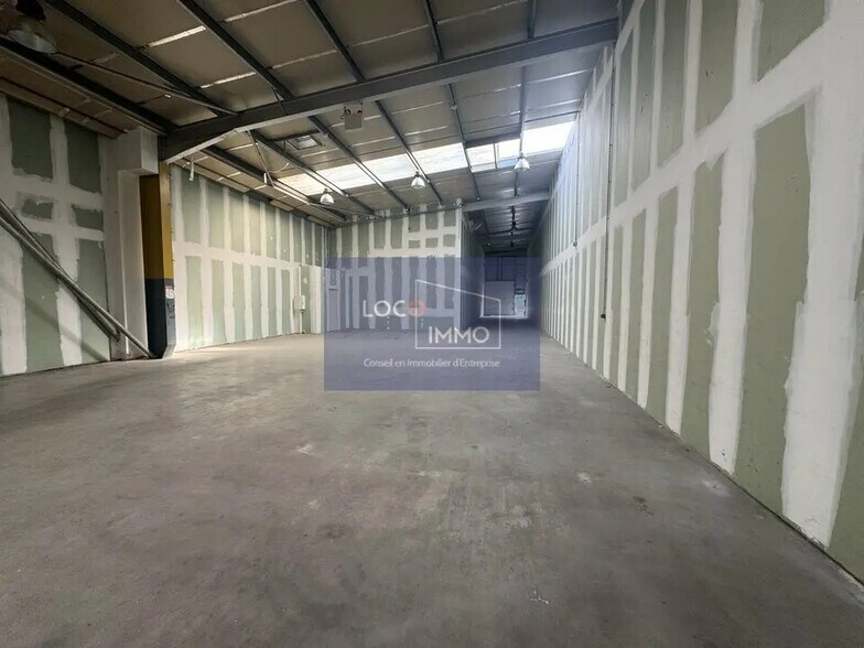 Industriel/Logistique dans Mérignac à louer - Photo de l’immeuble – Image 3 sur 6